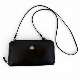 THE TREND Black Leather Crossbody Wallet Purse | sleek versatile clutch wristlet